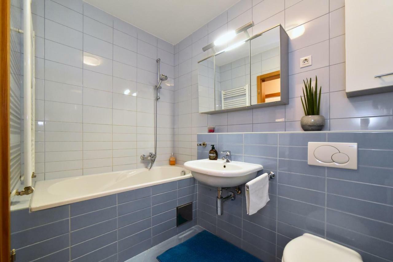 Apartment Botanic Загреб Экстерьер фото